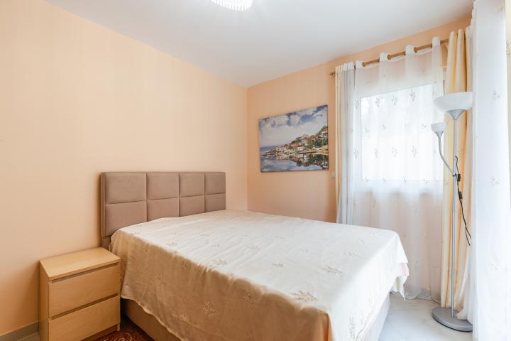Cozy 53 m² Seaside Apartment in Becici with Private Yard
