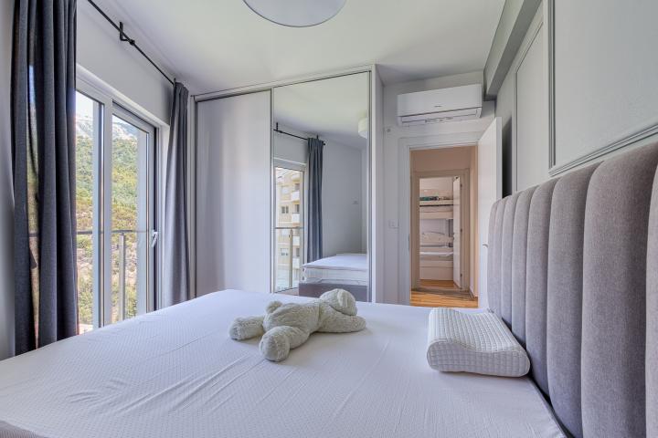 Luxury Penthouse in 5★ Resort with Rooftop Jacuzzi & Sunrise Views