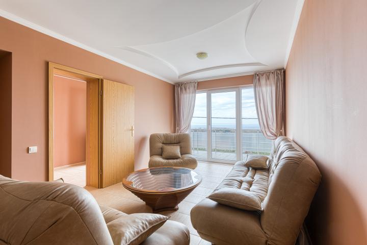A house in Sutomore with a panoramic sea view 142 m2