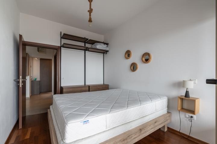 Spacious Apartment with Sea View in Tivat, Mažina Area