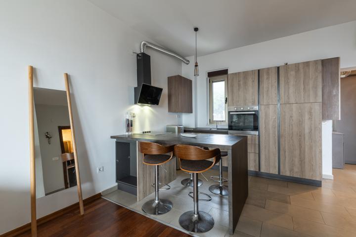 Spacious Apartment with Sea View in Tivat, Mažina Area