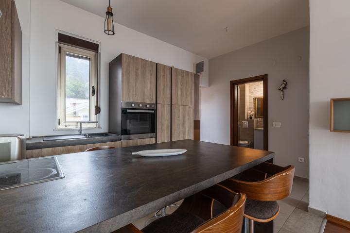 Spacious Apartment with Sea View in Tivat, Mažina Area