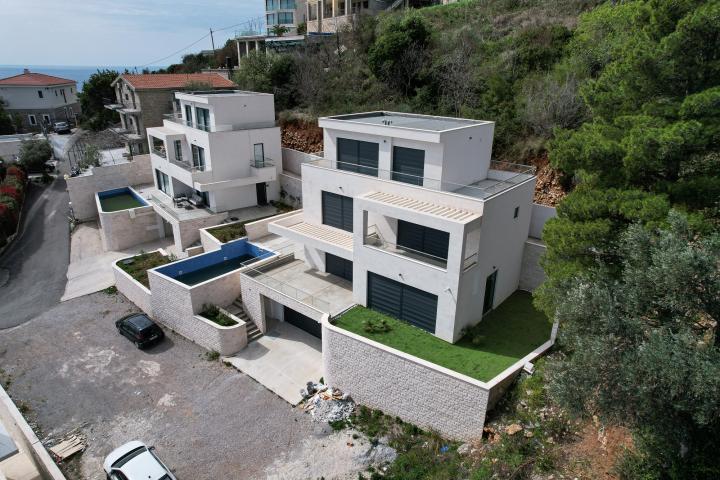 Luxury Newly Built Villa with Panoramic Sea Views – Budva