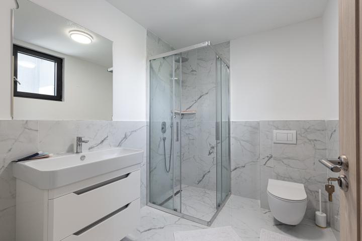 Apartment on the 2nd floor, 81 m², with 2 bedrooms and 2 bathrooms