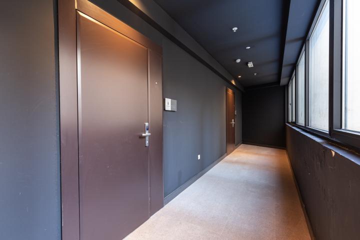 A luxuriously furnished apartment for sale in Bečići – an opportunity not to be missed. 