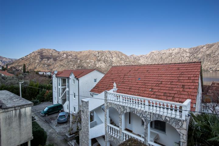 HOUSE FOR SALE – 270 m² – EXCEPTIONAL OPPORTUNITY IN PRČANJ!
