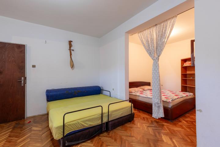 HOUSE FOR SALE – 270 m² – EXCEPTIONAL OPPORTUNITY IN PRČANJ!