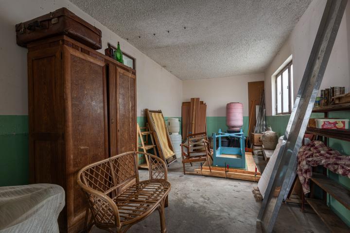 HOUSE FOR SALE – 270 m² – EXCEPTIONAL OPPORTUNITY IN PRČANJ!