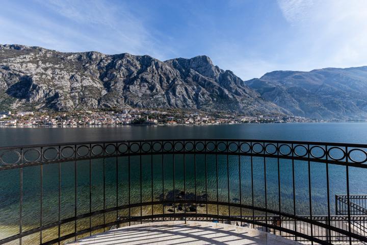 A luxurious three-story villa on the first sea line in  Kotor