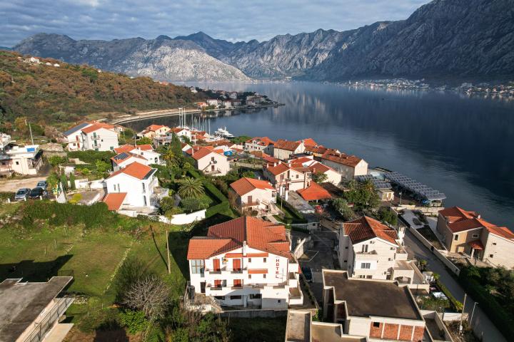 # 6827 Hotel GALIA in Prcan 2.334 mln