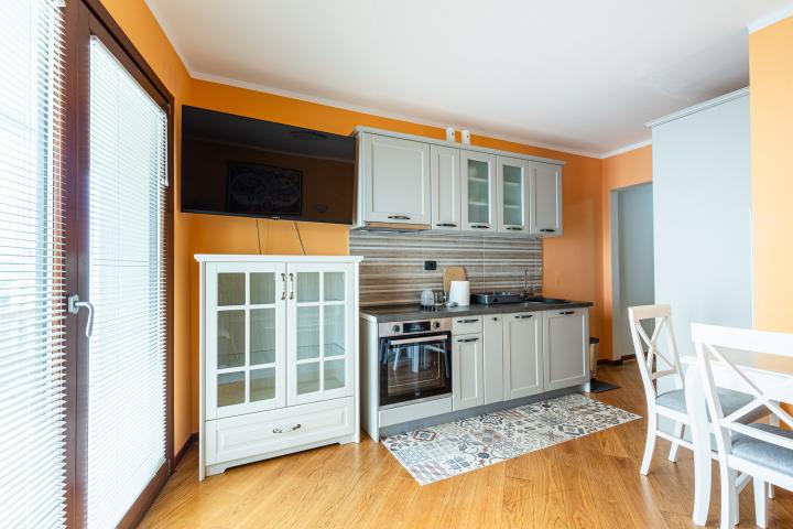 6752 Two apartments of 57 m² each in Rafailovići, first line