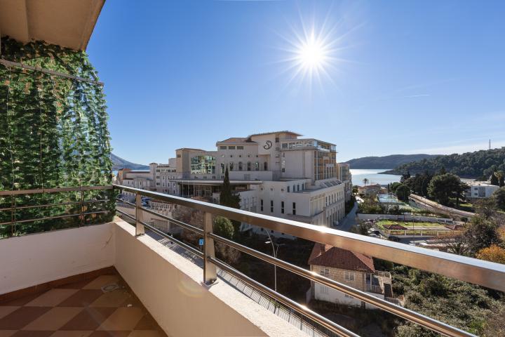 71 m² Sea View Apartment in Bečići 71 m² Sea View Apartment in Bečići