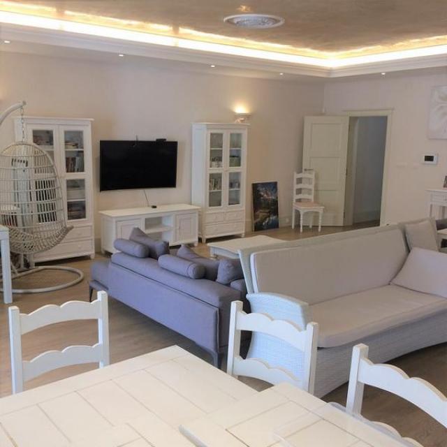 Modern house in Stoliv with pool