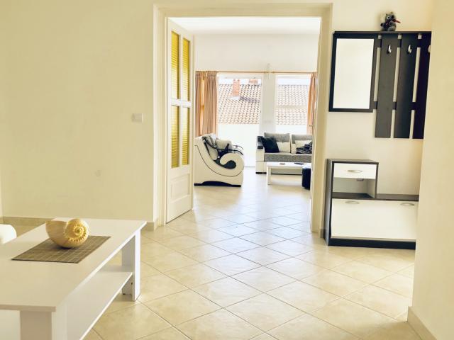 Apartment house in Herceg Novi