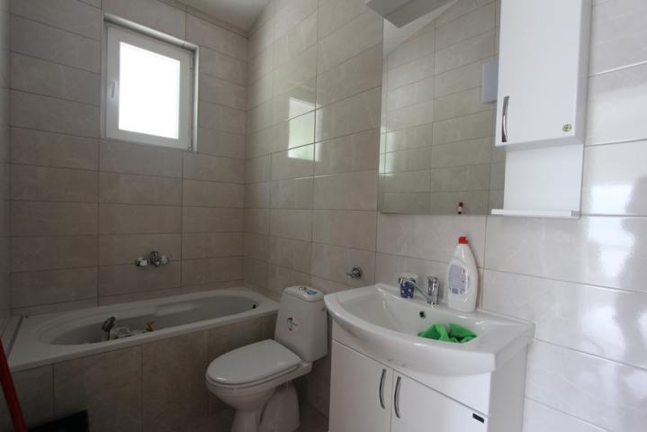 House in Bjelisi on two floors with a spacious yard