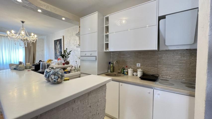 Apartment in Budva with two bedrooms