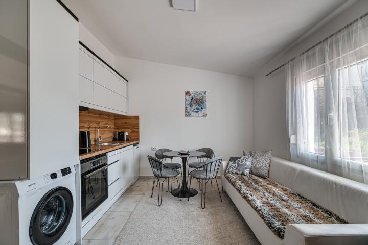 Two-storey spacious house in Sutomore