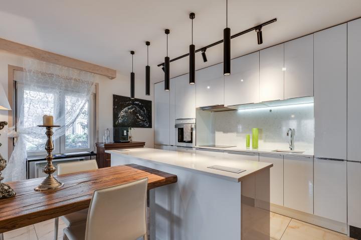 Two-storey spacious house in Sutomore