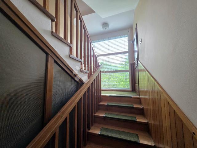 PRODAJA, Kuća, Karlovac, NKP 304m², Švarča