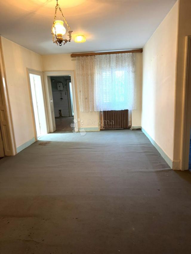Povijesna ljepotica u srcu Bjelovara – vila za adaptaciju