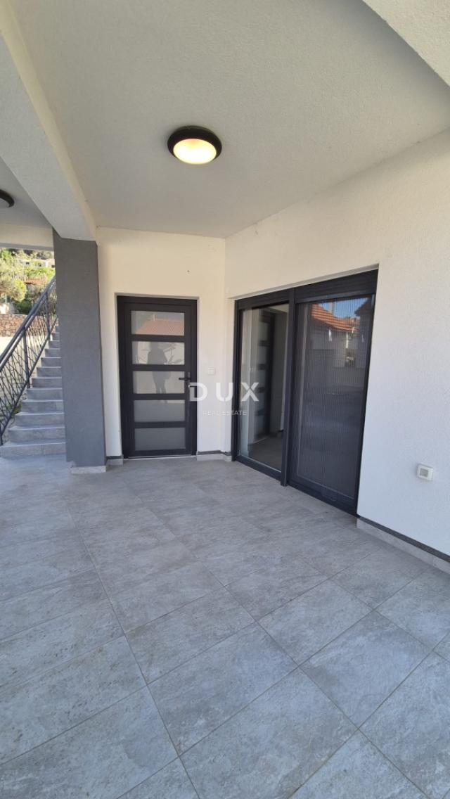 ZADAR, VINJERAC - PRILIKA! Premium apartman s vrtom