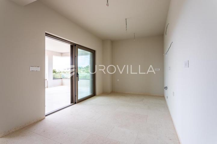 Vodice, NOVOGRADNJA, moderan trosoban stan s pogledom na more, 125,48 m², S7