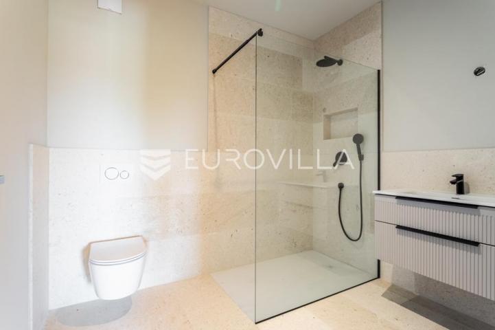 Vodice, NOVOGRADNJA, moderan trosoban stan s pogledom na more, 125,48 m², S7