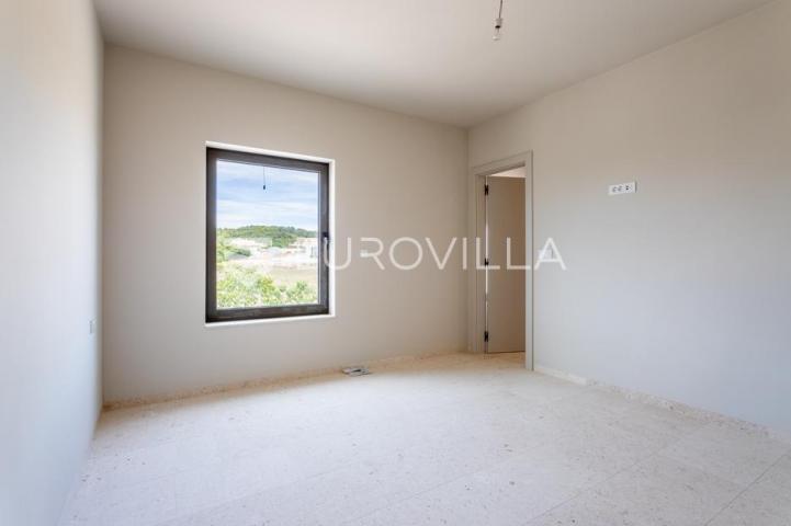 Vodice, NOVOGRADNJA, moderan trosoban stan s pogledom na more, 125,48 m², S7