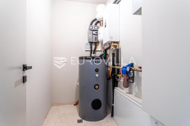 Vodice, NOVOGRADNJA, moderan trosoban stan s pogledom na more, 125,48 m², S7
