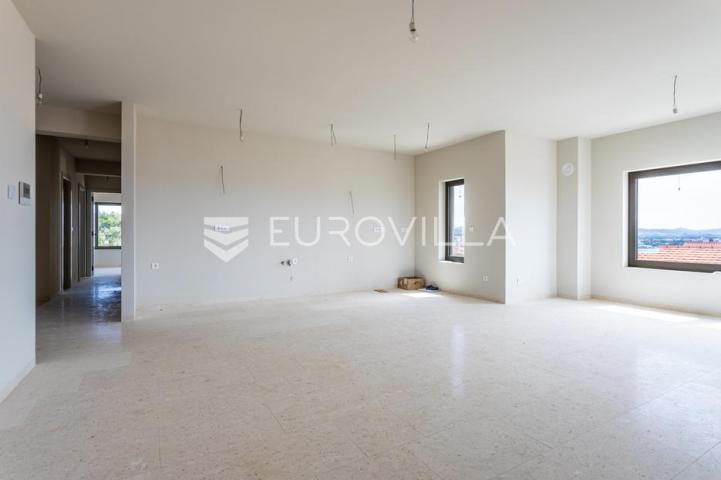 Vodice, NOVOGRADNJA, moderan trosoban stan s pogledom na more, 120,89 m², S5