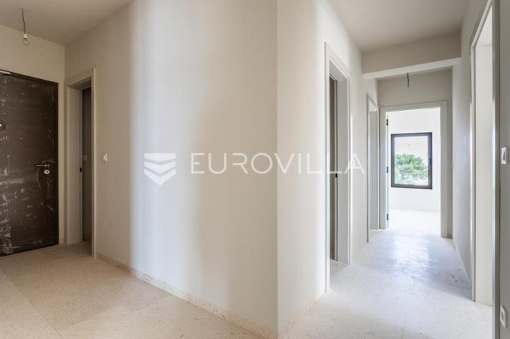 Vodice, NOVOGRADNJA, moderan trosoban stan s pogledom na more, 120,89 m², S5