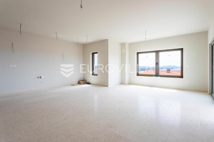 Vodice, NOVOGRADNJA, moderan trosoban stan s pogledom na more, 120,89 m², S5