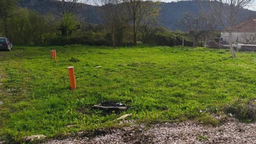 Urbanizovan plac na prodaju u naselju Polje, Bar