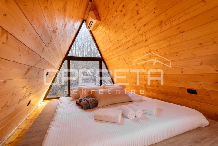 Ekskluzivna planinska vila s bazenom i nesmetanim pogledom (Delnice)