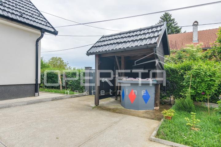 ADAPTIRANA SAMOSTOJEĆA KUĆA, PRODAJA, VINKOVEC, OKOLICA VRBOVCA, PARCELA OD 42.9