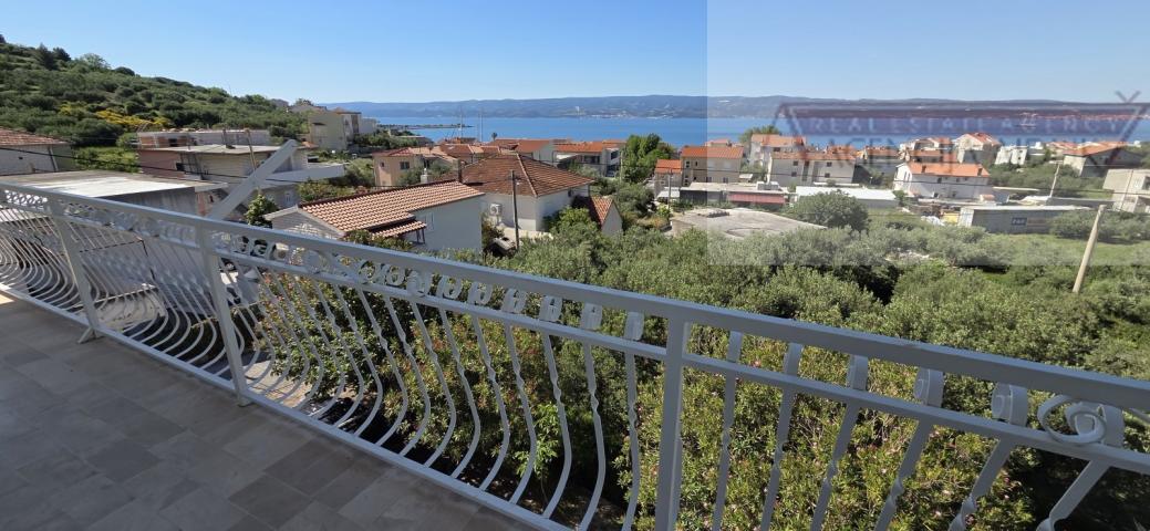 Kuća Prodaja Omiš 560 m2