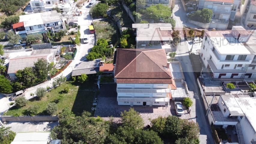 Kuća Prodaja Omiš 560 m2