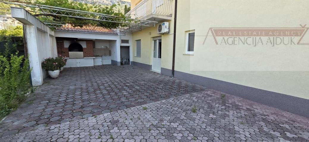 Kuća Prodaja Omiš 560 m2