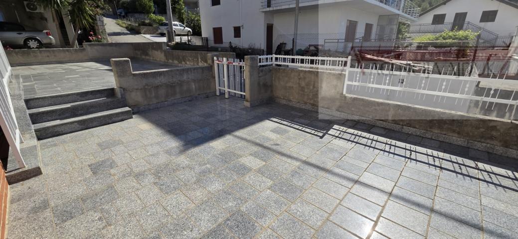 Kuća Prodaja Omiš 560 m2