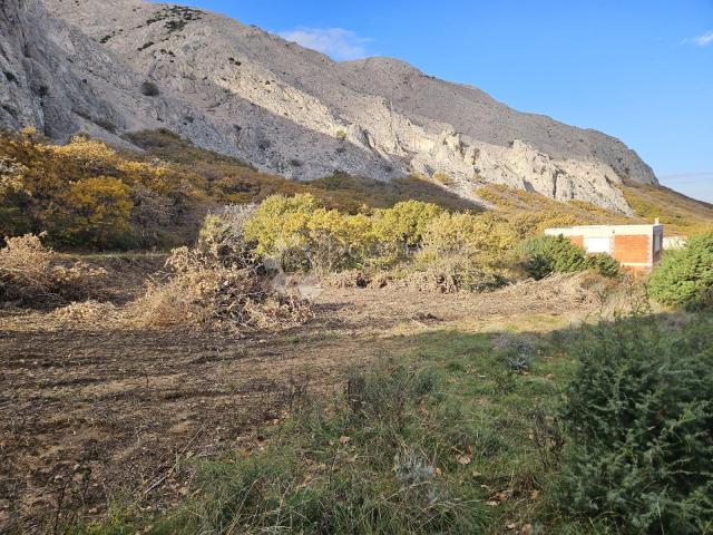 Građevinsko zemljište Pag – pogled na more, 250 m do plaže
