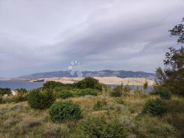 Građevinsko zemljište Pag – pogled na more, 250 m do plaže