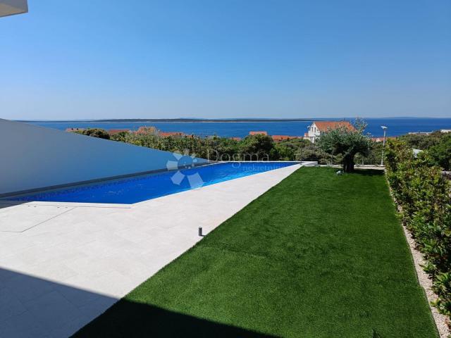 MANDRE OTOK PAG KUĆA U NIZU S02