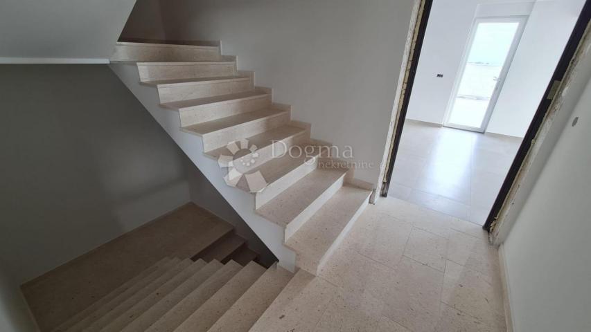P5 NOVOGRADNJA S PREDIVNIM POGLEDOM - PENTHOUSE - ŠIMUNI