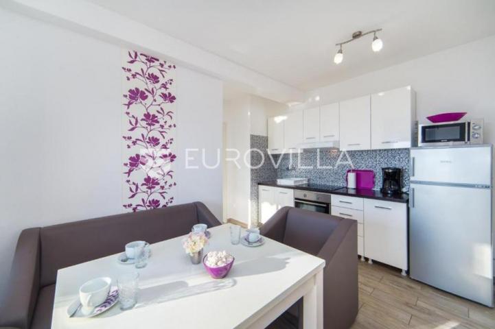 Makarska, Veliko Brdo, prekrasna apartmanska kuća s bazenom