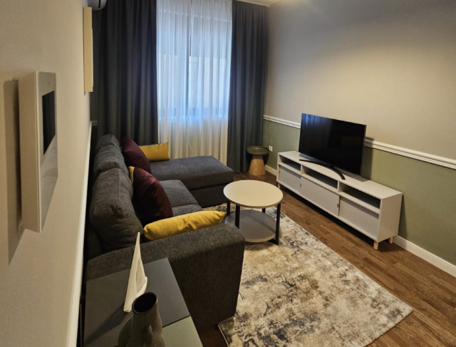 Izdavanje, Stan, 36m2 , BECICI
