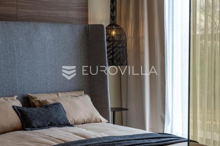 Istra, Labinci, luksuzna vila s pogledom na more