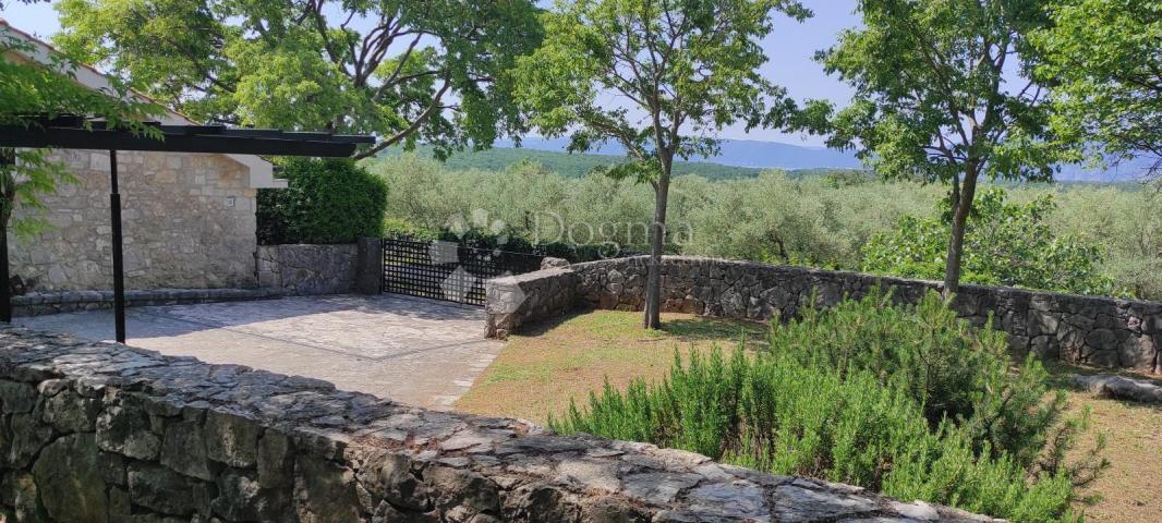 House Brusići, Krk, 637m2