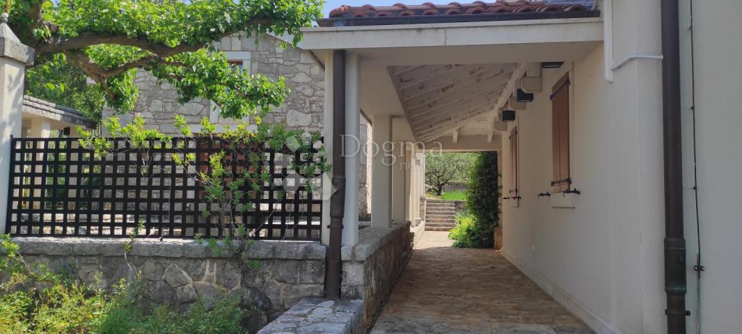 House Brusići, Krk, 637m2