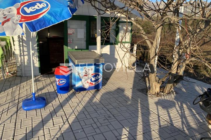 Zadar, Seline, Beach bar na lijepoj lokaciji