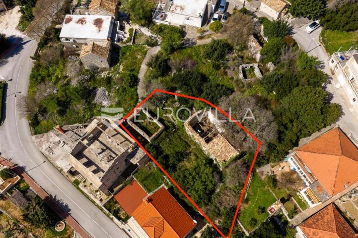 Dubrovnik, Plat, kamena kuća za rekonstrukciju